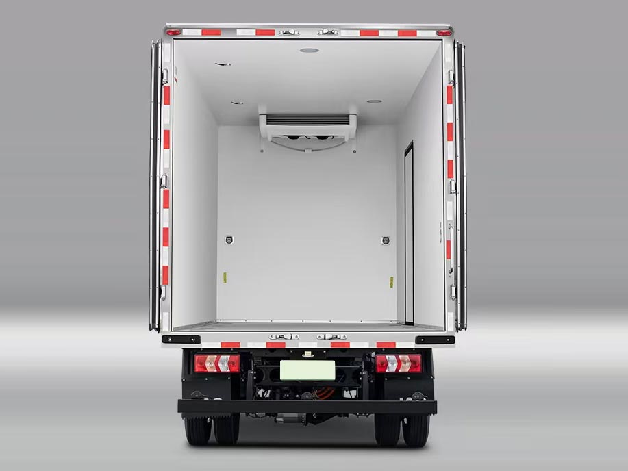 Jaki jest najlepszy materiał na korpus komory chłodniczej?