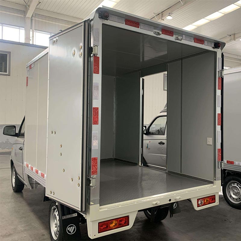 Nadwozie ciężarówki z suchym materiałem o strukturze plastra miodu PET